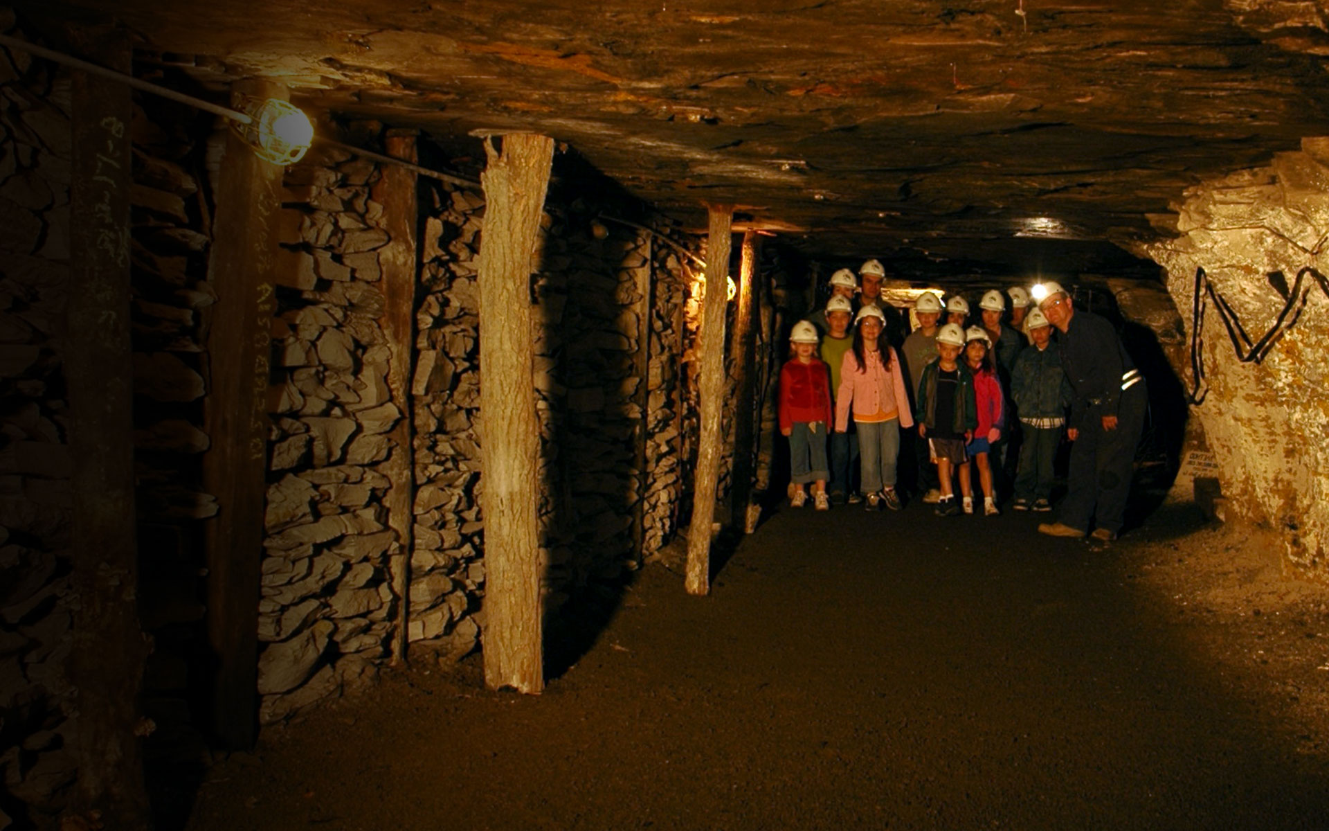 Tour-Ed Mine — underground coal mine tour Pittsburgh